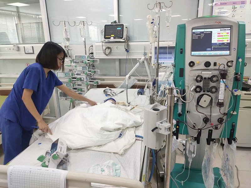 Trẻ chín tháng tuổi may mắn hồi sinh sự sống dù đã có ba lần ngừng tim.