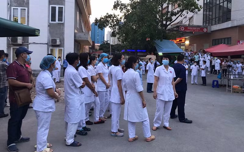 Bệnh viện E được dỡ bỏ cách ly chiều 20-8.
