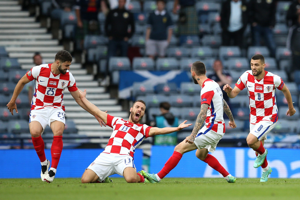 Croatia sớm có bàn vươn lên dẫn trước. e4gozmhwyak-qxk.jpg -0