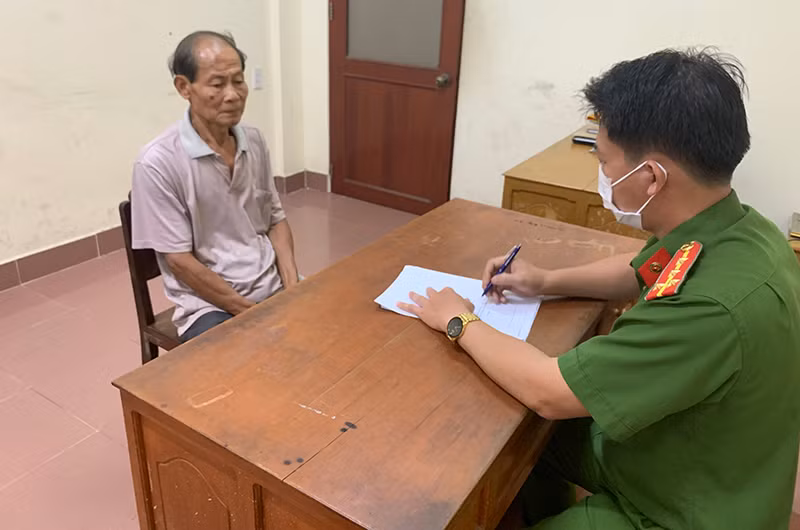 Ông Điều tại cơ quan Công an.