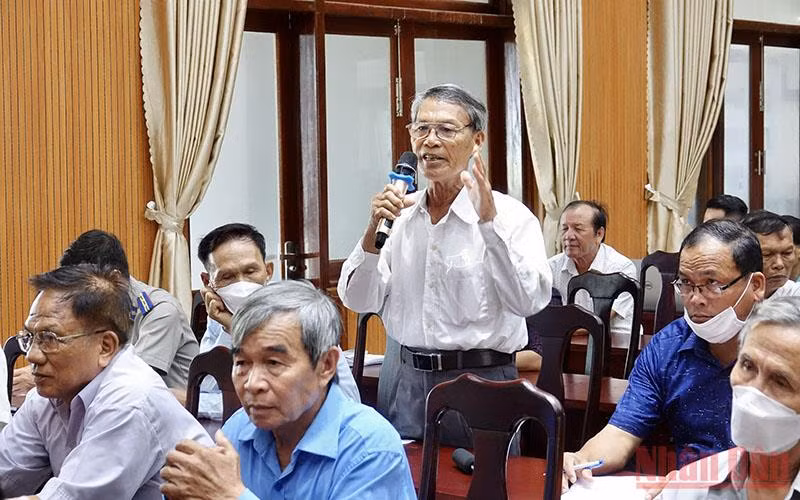 Phó Chủ tịch Quốc hội Trần Quang Phương tiếp xúc cử tri Lý Sơn -0