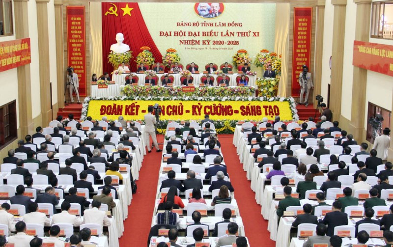 Quang cảnh đại hội. Khai mạc Đại hội đại biểu Đảng bộ tỉnh Lâm Đồng lần thứ 11 -0