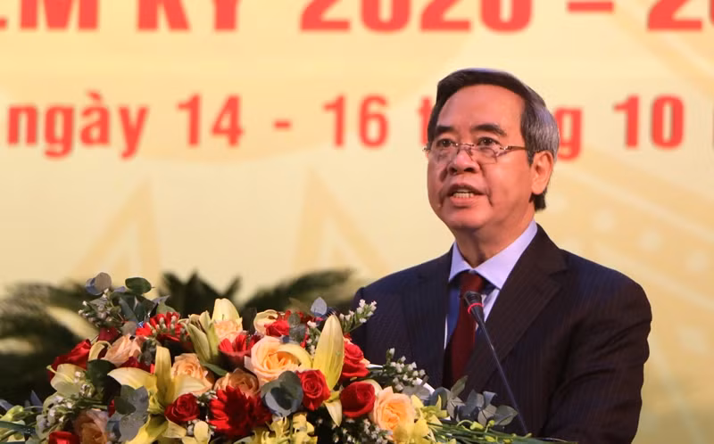 Đồng chí Nguyễn Văn Bình, Ủy viên Bộ Chính trị, Bí thư T.Ư Đảng, Trưởng Ban Kinh tế T.Ư phát biểu chỉ đạo đại hội.