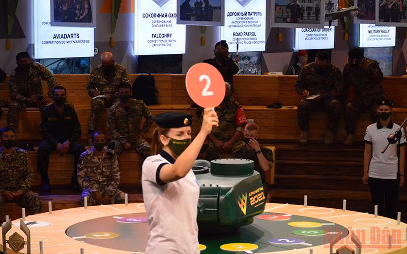 Đội tuyển Xe tăng Việt Nam sẽ thi đấu với xe tăng màu đỏ -0