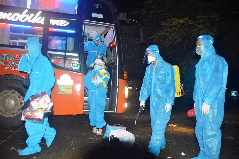 Gia Lai đón 296 công dân từ các tỉnh phía nam về quê an toàn -0