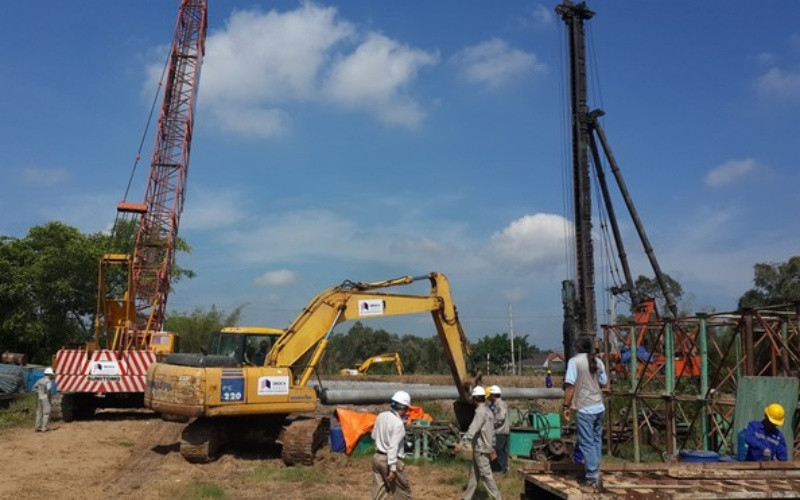 Thi công cao tốc Trung Lương - Mỹ Thuận. Cần hệ thống thể chế chuẩn mực cho lớp doanh nhân “chuẩn hóa” -0