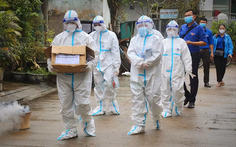 TP Quy Nhơn cho phép mở cửa trở lại các cơ sở kinh doanh dịch vụ -0