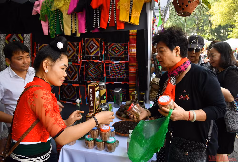 Sắc mầu Sơn La – Tây Bắc tại Hà Nội -0