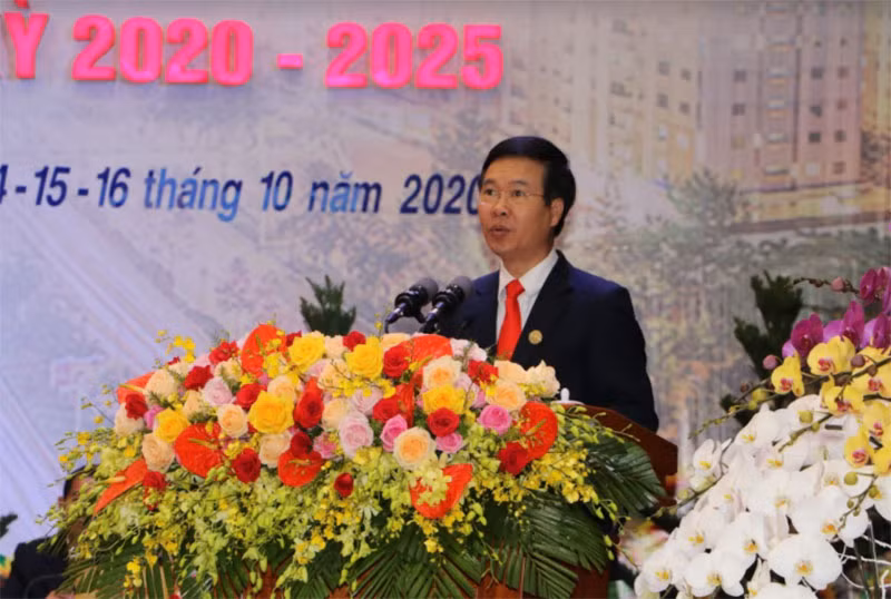 Đồng chí Võ Văn Thưởng, Ủy viên Bộ Chính trị, Bí thư T.Ư Đảng, Trưởng Ban Tuyên giáo Trung ương phát biểu chỉ đạo Đại hội.