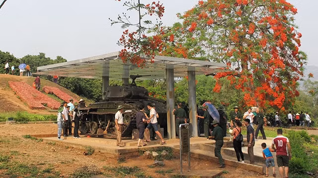 Đồi A1, nơi diễn ra trận quyết chiến trong chiến dịch Điện Biên Phủ năm 1954.