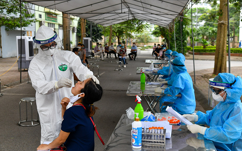 Bộ Y tế yêu cầu các địa phương thực hiện nghiêm việc đấu thầu giá sinh phẩm xét nghiệm. (Ảnh minh họa)