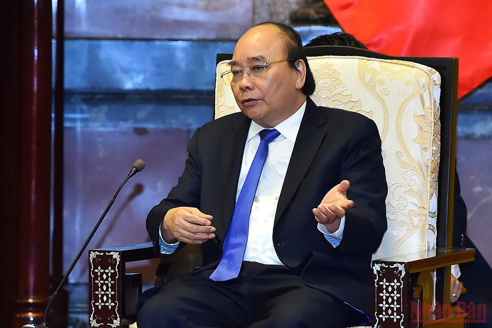 Hình ảnh Chủ tịch nước Nguyễn Xuân Phúc tiếp Chủ tịch Quốc hội nước Cộng hòa Mozambique ảnh 2 Chủ tịch nước Nguyễn Xuân Phúc tiếp Chủ tịch Quốc hội nước Cộng hòa Mozambique -1