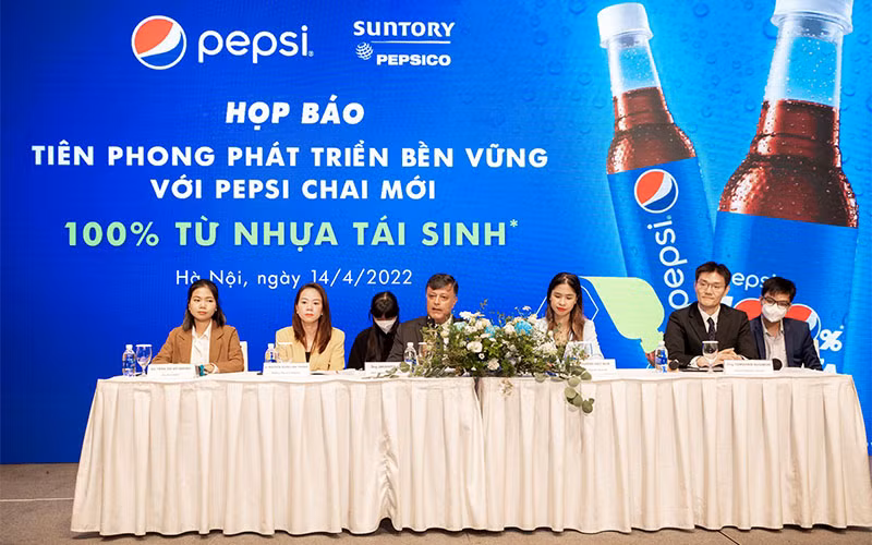 Đại diện Suntory PepsiCo Việt Nam trả lời đơn vị báo chí
