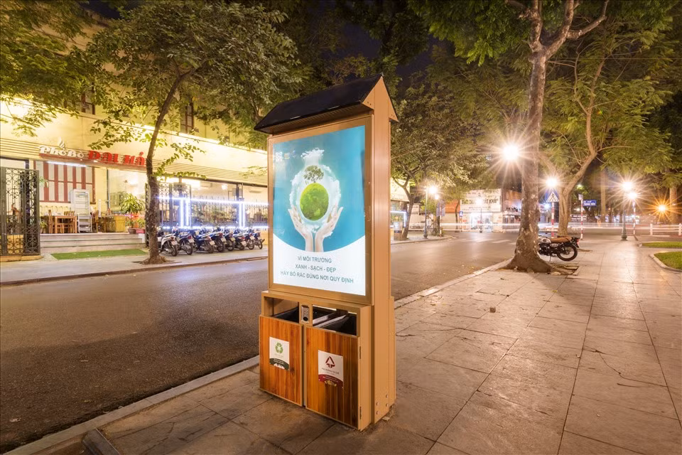 Hà Nội: Thùng rác thông minh, cần người ý thức -0