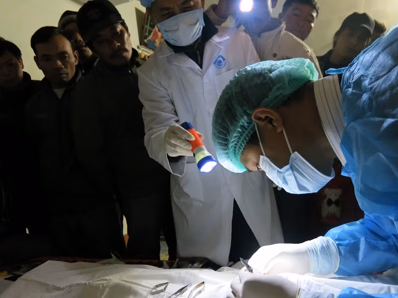 Những chuyến đi “lưu giữ ánh sáng” cho đời -0