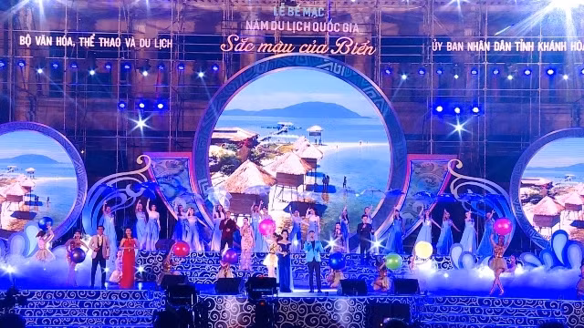 Chương trình nghệ thuật tại Lễ bế mạc Năm Du lịch quốc gia 2019, tối 28-12.