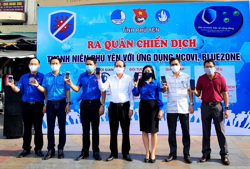 Phú Yên ra quân chiến dịch cài đặt ứng dụng NCOVI, Bluezone. Đi từng ngõ, gõ từng nhà vận động người dân cài Bluezone -0