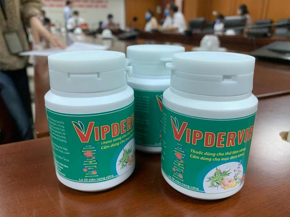 Sản phẩm sẽ được đưa vào thử nghiệm trong 2-3 tháng trên bệnh nhân mắc Covid-19 thể nhẹ và vừa. Việt Nam đưa chế phẩm thuốc điều trị Covid-19 đầu tiên vào thử nghiệm lâm sàng -0