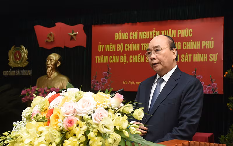 Thủ tướng Nguyễn Xuân Phúc thăm, chúc Tết một số đơn vị thuộc Bộ Công an -0