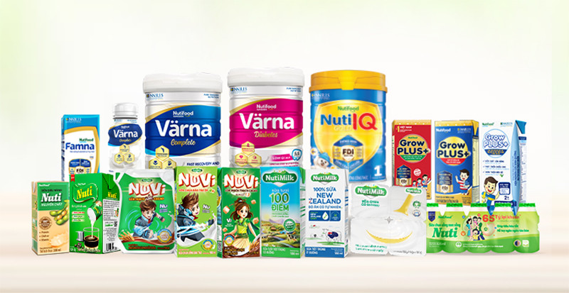 Hơn 18 sản phẩm sữa thiết yếu được Nutifood giảm giá từ 25% đến 50% trong chương trình. Trợ giá sữa 50%, Nutifood tiếp sức người dân Hà Nội chống dịch -0