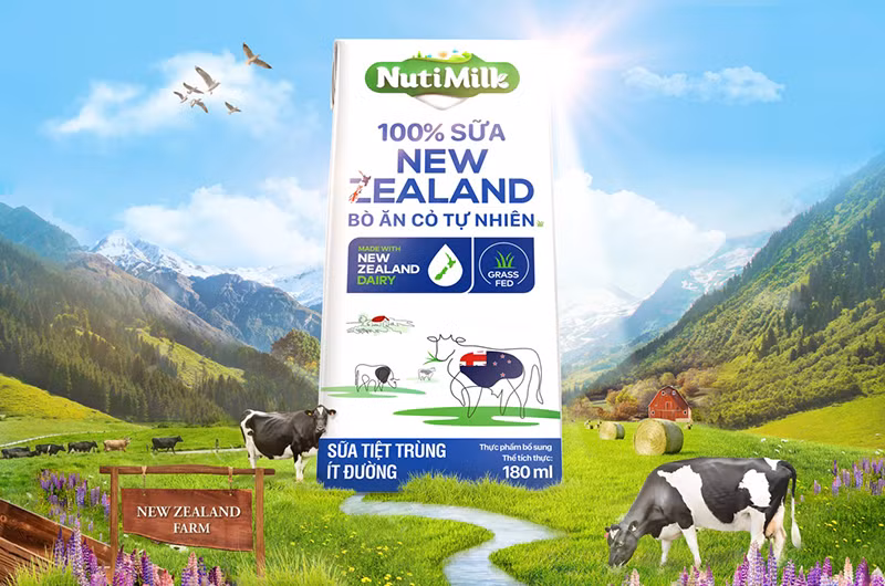 Nutifood giảm 50% đối với sản phẩm NutiMilk 100% Sữa New Zealand Bò ăn cỏ tự nhiên ít đường.