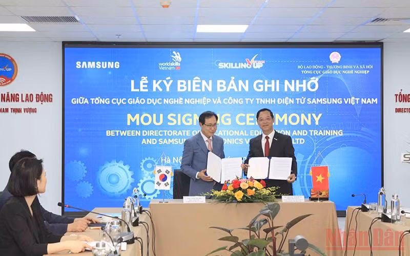 Lễ ký kết Biên bản ghi nhớ về chương trình hỗ trợ cho thí sinh và chuyên gia Việt Nam tham dự Kỳ thi Tay nghề thế giới lần thứ 46.