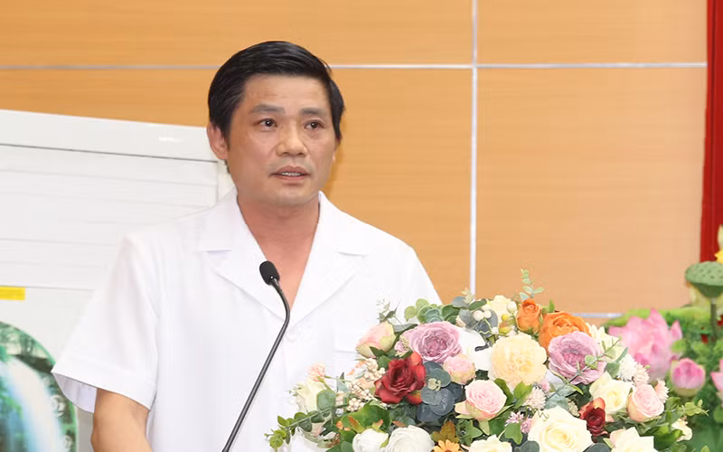 PGS, TS Nguyễn Duy Ánh phát biểu tại buổi công bố giải chạy "Vì một niềm tin về hạnh phúc".