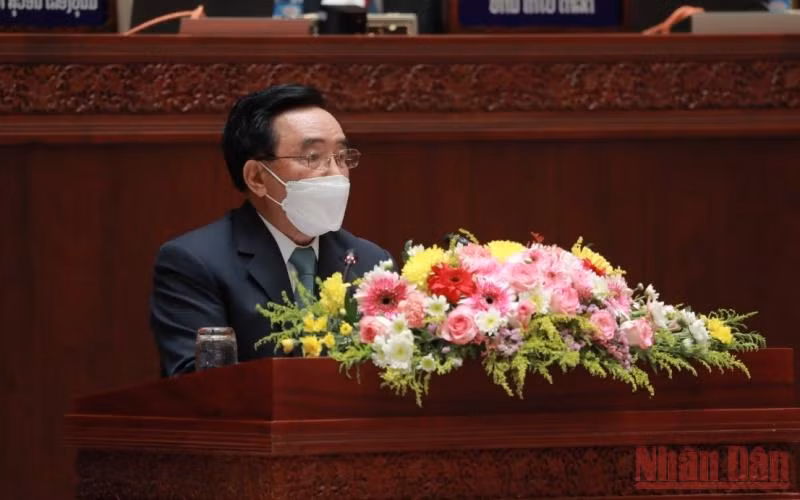 Thủ tướng Lào Khankham Viphavanh phát biểu tại Kỳ họp thứ hai, Quốc hội Lào khóa IX, ngày 1/11, tại thủ đô Vientiane. (Ảnh: Xuân Sơn)