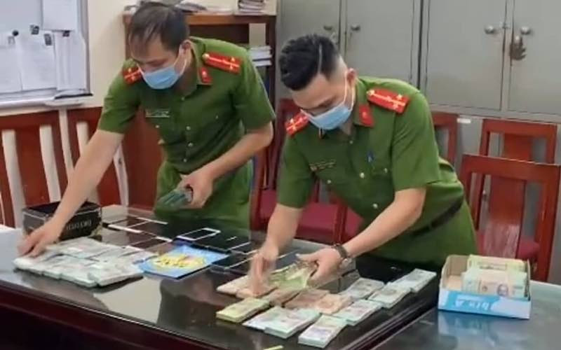 Cơ quan Công an thu giữ tang vật của vụ án.