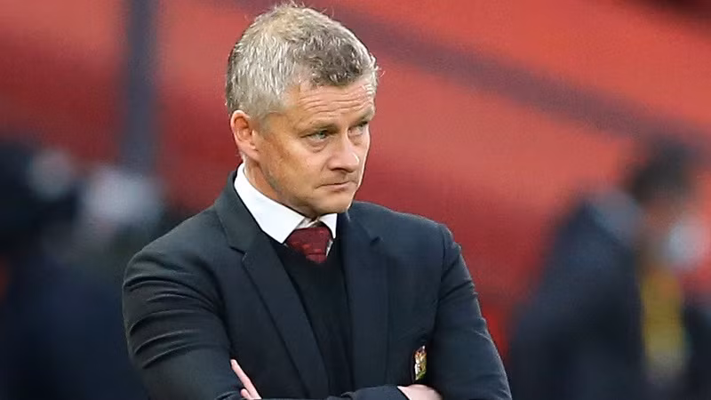 HLV G. Solskjaer (Man United) đang phải chịu nhiều áp lực.