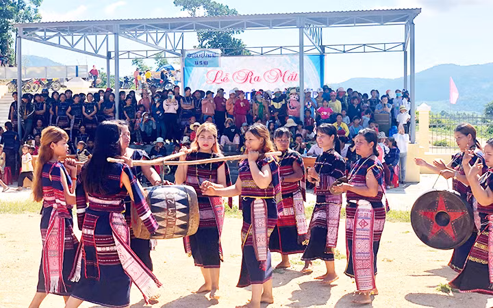 Giữ gìn di sản cồng chiêng Tây Nguyên -0