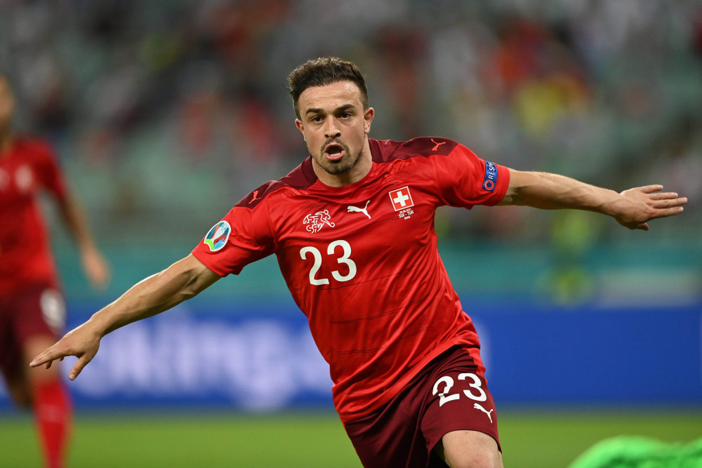 Tiền vệ Xherdan Shaqiri có ngày thi đấu ấn tượng. (Ảnh: UEFA)