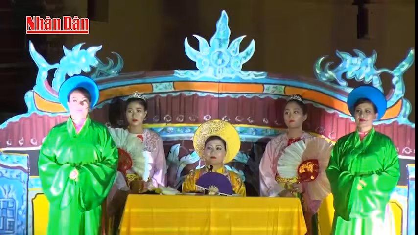 Đêm Hoàng Cung nét văn hóa cung đình Huế 