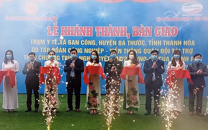 Viettel bàn giao hai công trình dân sinh ở Bá Thước, tỉnh Thanh Hóa -0
