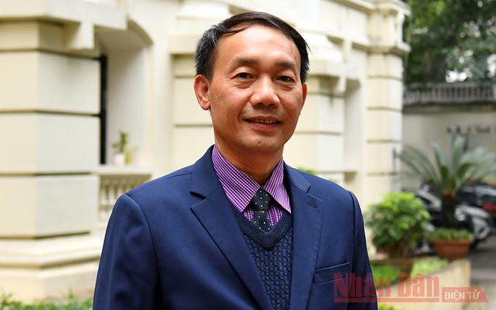 Ông Đào Duy Hiện. Vẫn “nóng” chuyện gian lận bảo hiểm thất nghiệp -0