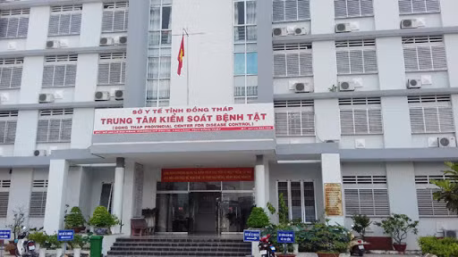 Truy tìm khẩn cấp người nữ đi cùng xe bệnh nhân 1440
