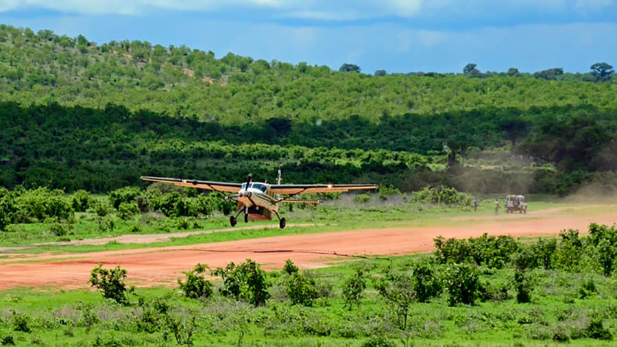 Sân bay Msembe của Tanzania đứng ở vị trí thứ hai. (Ảnh: CNN) 10 sân bay có phong cảnh đường băng đẹp nhất thế giới -0