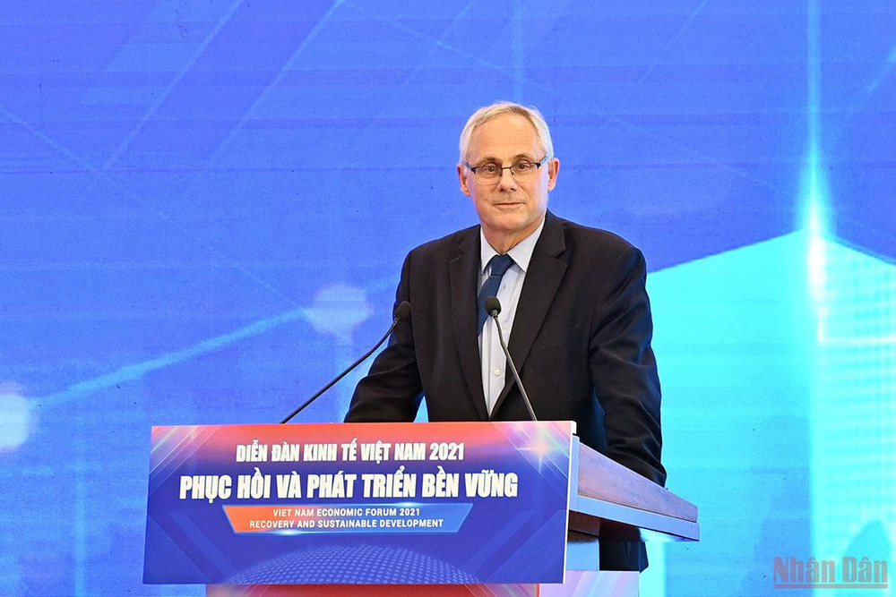 Ông Jacques Morriset, Kinh tế trưởng Ngân hàng Thế giới tại Việt Nam. Bảo đảm hài hòa hai chính sách tài khóa và tiền tệ -0