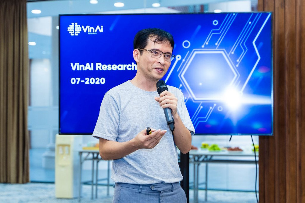 Tiến sĩ Bùi Hải Hưng, Viện trưởng Viện Nghiên cứu Trí tuệ nhân tạo VinAI Research: "Thế giới đã dần biết đến những nghiên cứu của Việt Nam". Việt Nam công bố ba công trình nghiên cứu tại Hội nghị Quốc tế về máy học -0