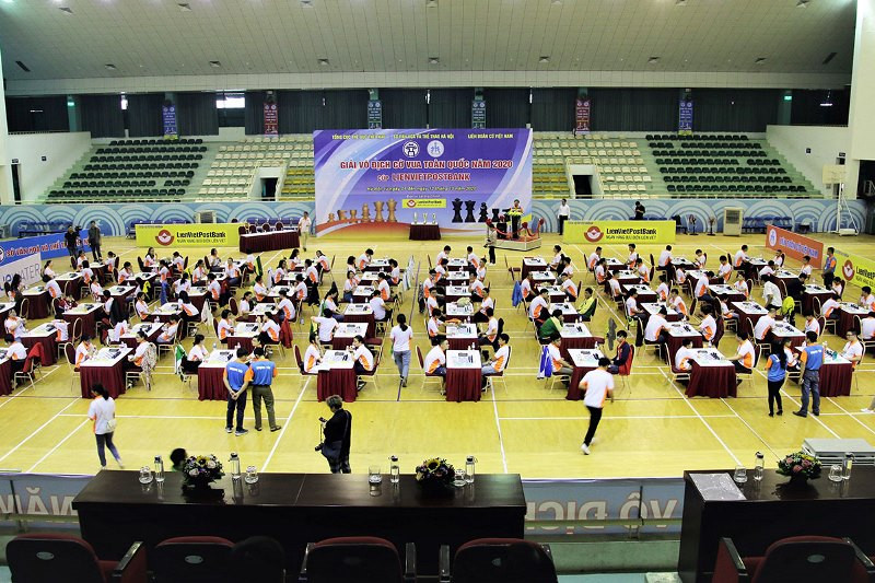 Quang cảnh giải đấu. Phạm Lê Thảo Nguyên giành cú đúp Huy chương vàng -0