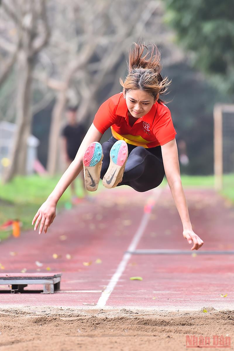 Sự trở lại của đương kim vô địch nội dung nhảy xa ASIAD năm 2018 Bùi Thị Thu Thảo cùng sự tiến bộ của các vận động viên trẻ sẽ giúp chúng ta tự tin ở nội dung sở trường này. Trọng trách môn Thể thao nữ hoàng -0