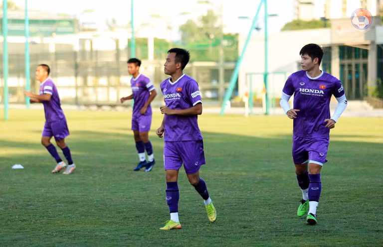 Trung vệ Đoàn Anh Việt tự tin cạnh tranh vị trí tại U22 Việt Nam -0