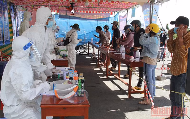 Vĩnh Long hiệu quả ứng dụng công nghệ thông tin trong phòng, chống dịch -0