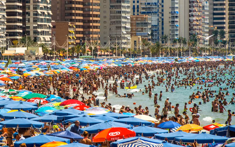 Tây Ban Nha kỳ vọng giành lại “ngôi vương” của du lịch thế giới -0