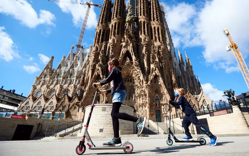 Tây Ban Nha kỳ vọng lấy lại đà tăng trưởng cho du lịch với việc mở cửa lại đường biên cho tất cả du khách đã tiêm chủng vaccine Covid-19 (Ảnh:Mediterranean Observer)