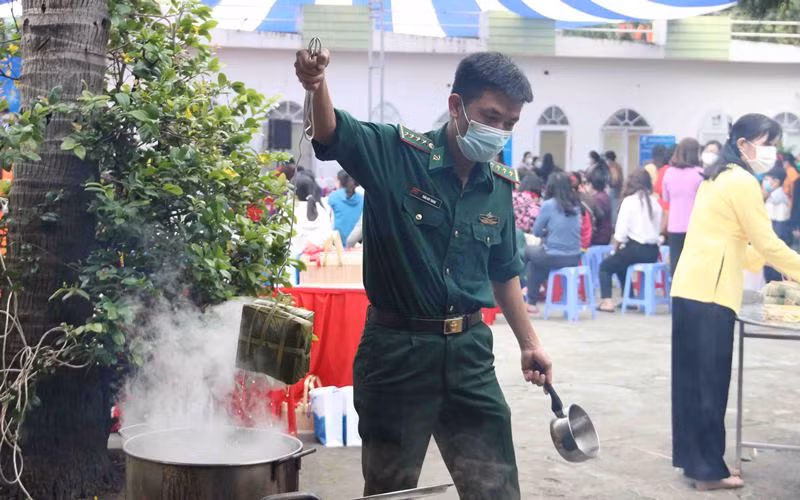 Rộn ràng “Hội Xuân yêu thương” -0