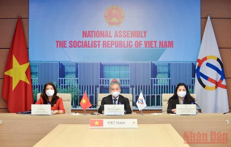 Đoàn đại biểu Quốc hội Việt Nam dự phiên khai mạc theo hình thức trực tuyến. (Ảnh: Duy Linh) Nghị viện các nước chung tay thúc đẩy khả năng phục hồi thời kỳ hậu Covid-19 -0