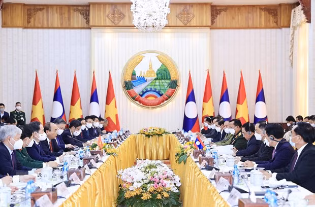 Chủ tịch nước Nguyễn Xuân Phúc hội kiến Thủ tướng Chính phủ Lào -0
