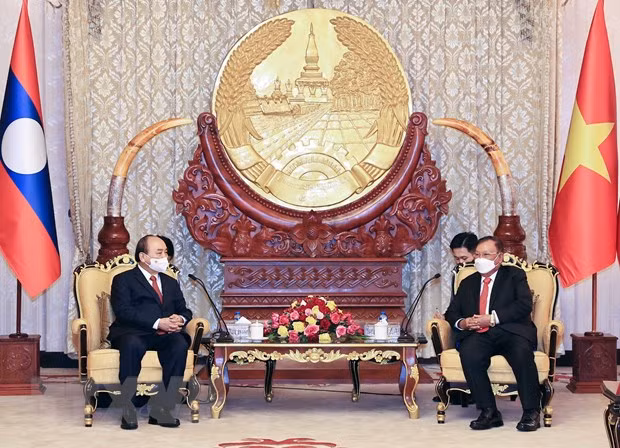 Chủ tịch nước Nguyễn Xuân Phúc hội kiến Thủ tướng Chính phủ Lào -0