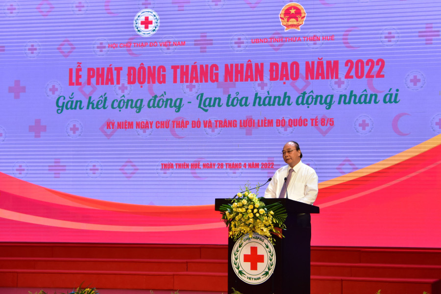 Chủ tịch nước Nguyễn Xuân Phúc phát biểu tại buổi lễ. Gắn kết cộng đồng, lan tỏa hành động nhân ái -0